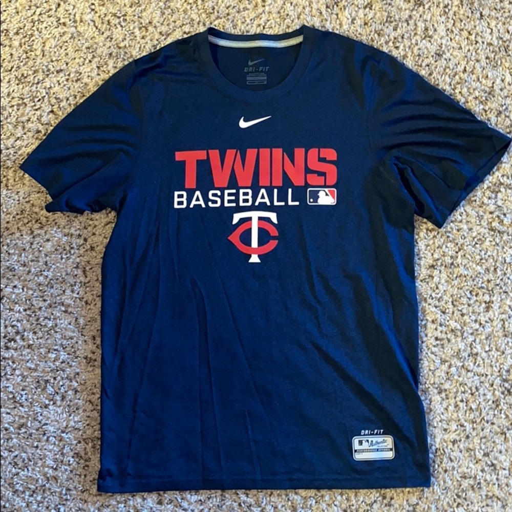 Nike Minnesota Twins dri-fit T-shirt. Size small